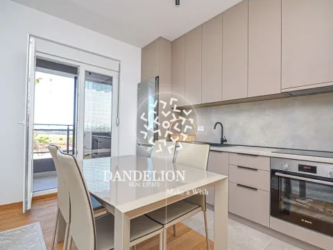 Izdavanje, dvosoban stan, 65m², Stari Aerodrom, Podgorica - image 13