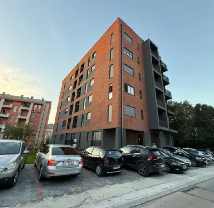 Izdavanje, jednosoban stan, 46m², Vezirov Most, Podgorica