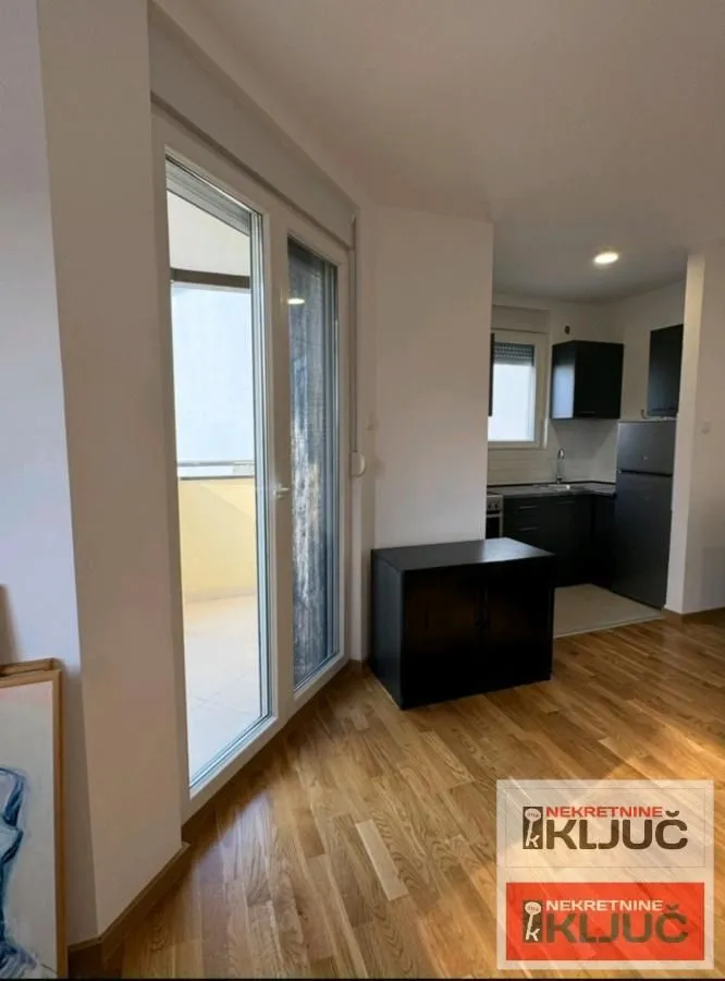 Izdavanje, dvosoban stan, 65m², Telep, Novi Sad Sve Podlokacije
