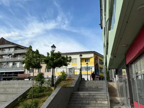 Rent, office space, 88m², Pljevlja, Crna Gora - image 1