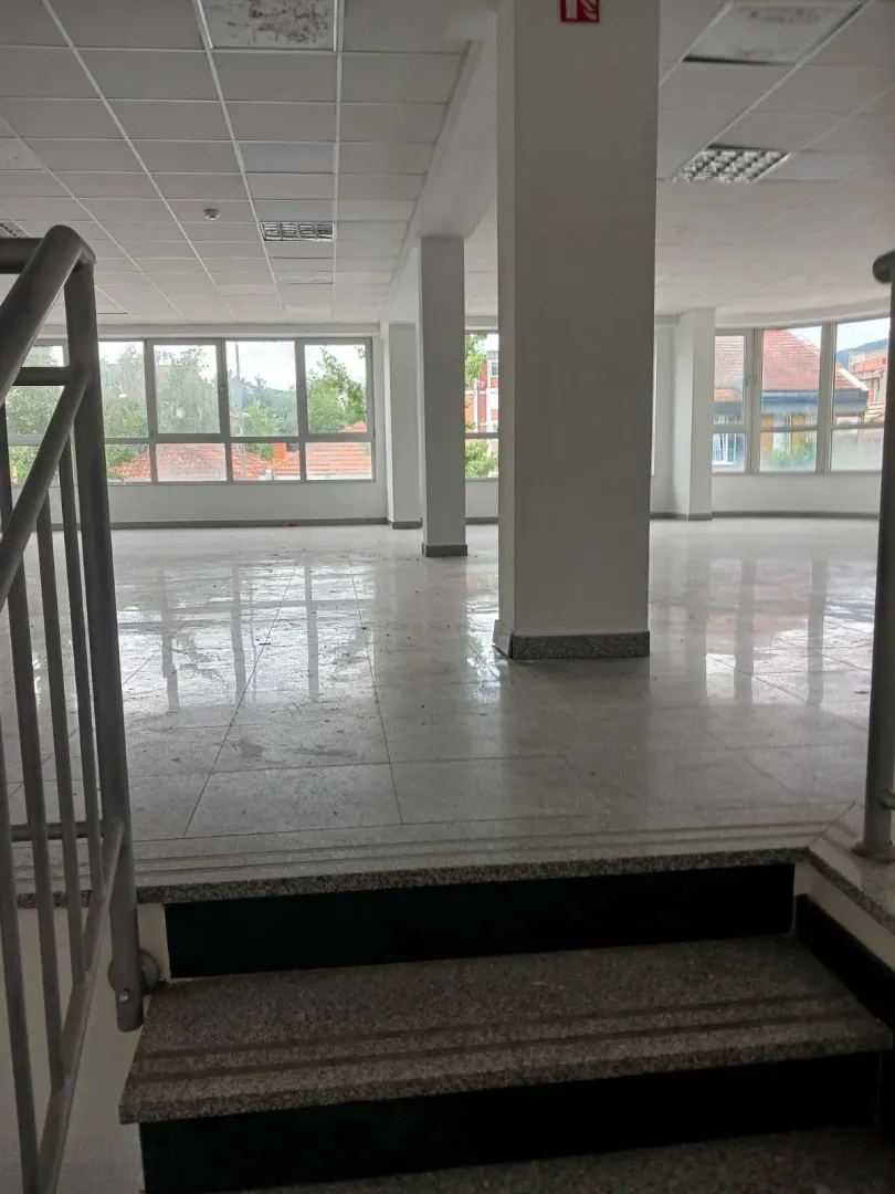 Rent, office space, 490m², Arandjelovac, Srbija