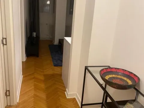 Izdavanje, trosoban stan, 46m², Stari Merkator, Novi Beograd Sve Podlokacije - image 8