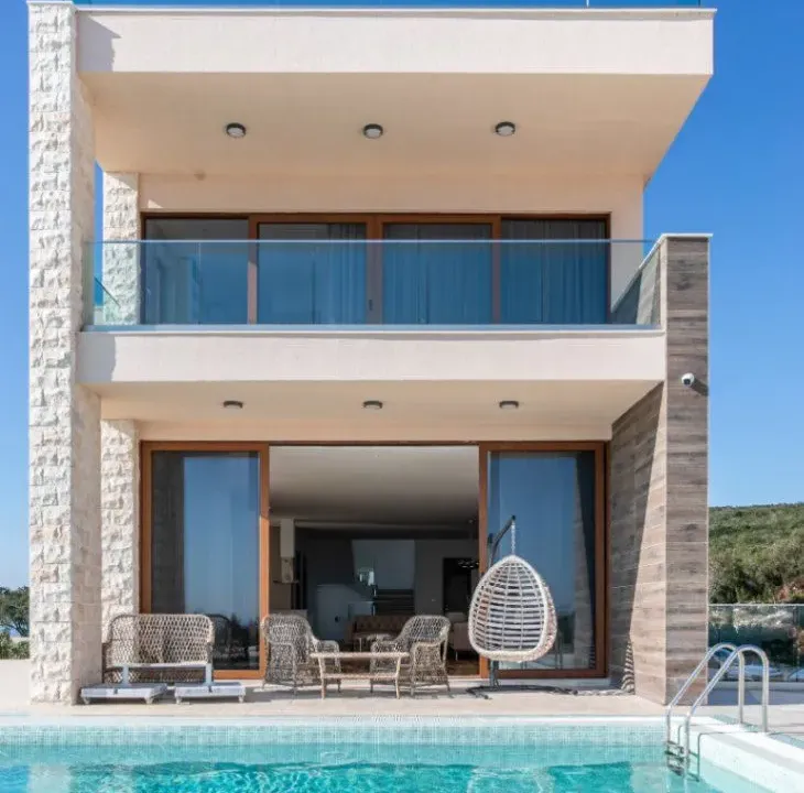 Rent, house, 670m², Krimovica, Kotor