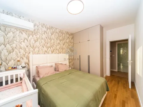 Sale, two bedroom apartment, 69m², Stari Aerodrom, Podgorica - image 8