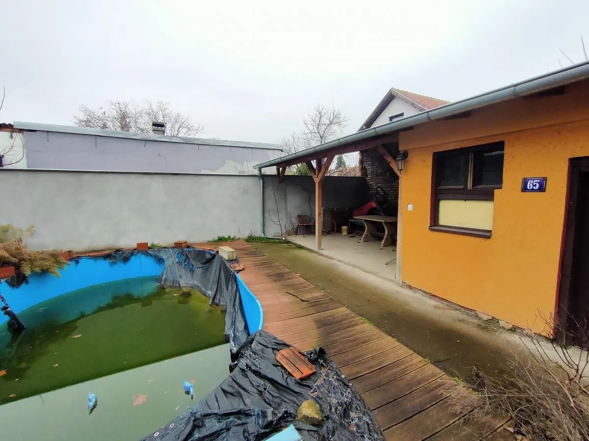 Prodaja, kuća, 250m², Telep, Novi Sad Sve Podlokacije