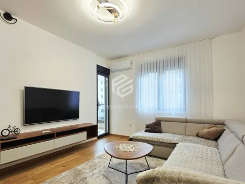 Rent, one bedroom apartment, 47m², City Kvart, Podgorica - image 3