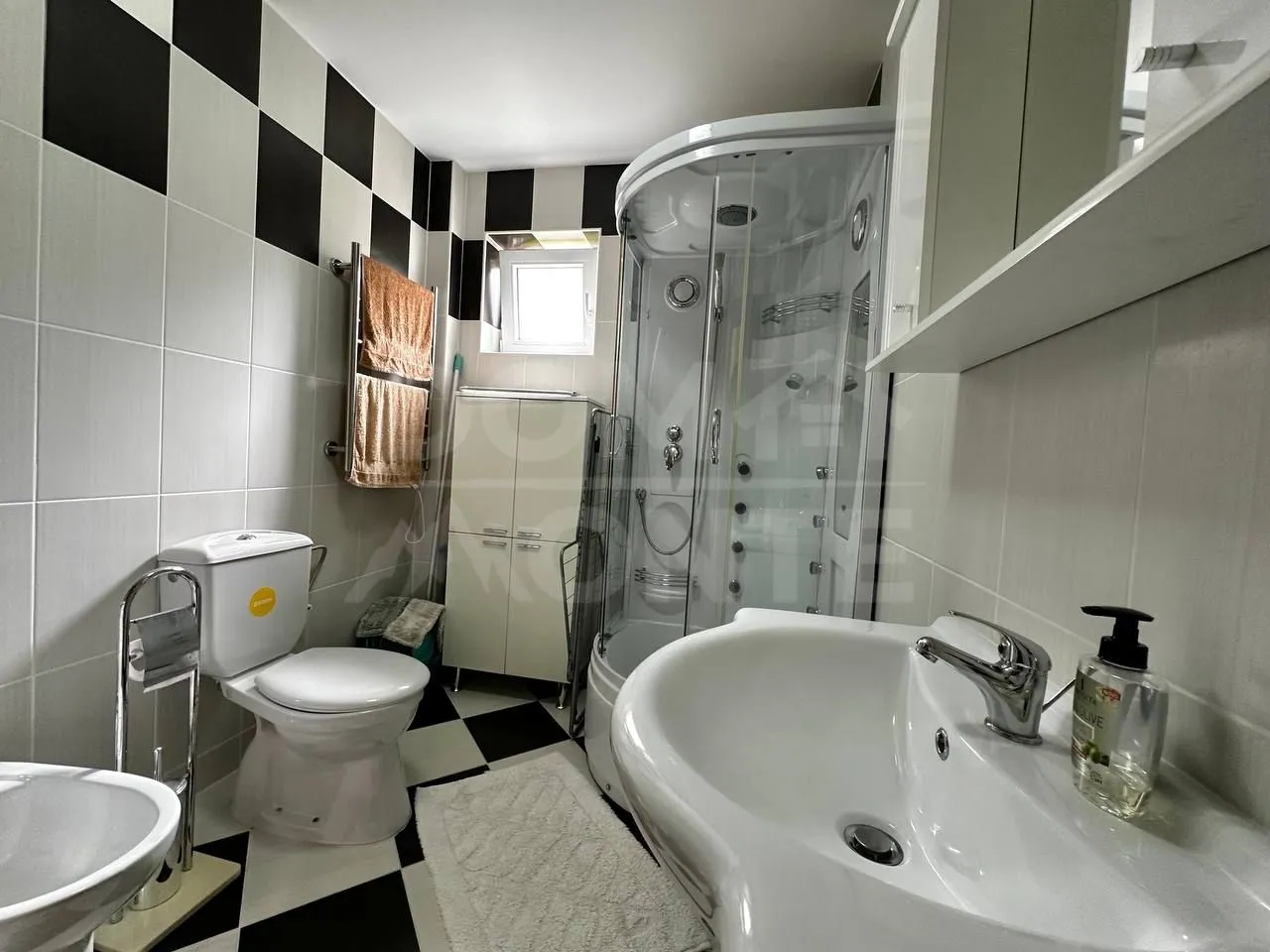 Rent, two bedroom apartment, 80m², Prčanj, Kotor