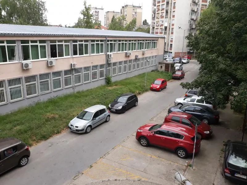 Izdavanje, dvosoban stan, 37m², Sajmište, Novi Sad