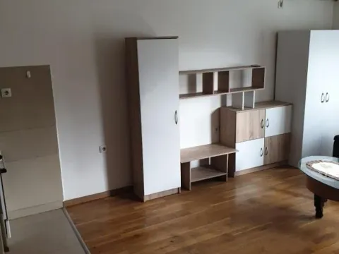 Rent, studio apartment, 27m², Detelinara, Novi Sad Sve Podlokacije - image 4