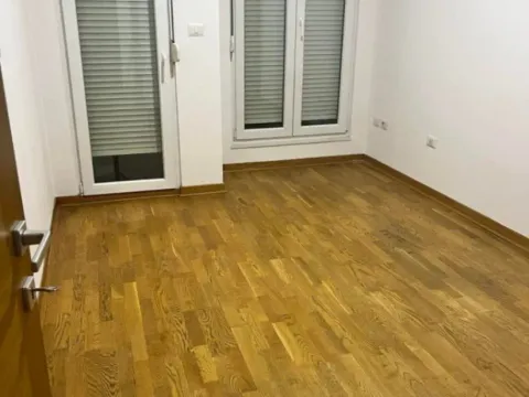 Izdavanje, jednosoban stan, 44m², City Kvart, Podgorica - image 8