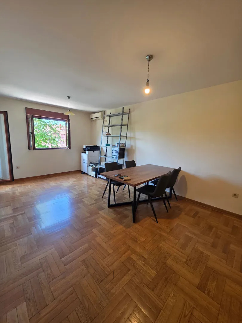 Prodaja, dvosoban stan, 64m², Stari Aerodrom, Podgorica
