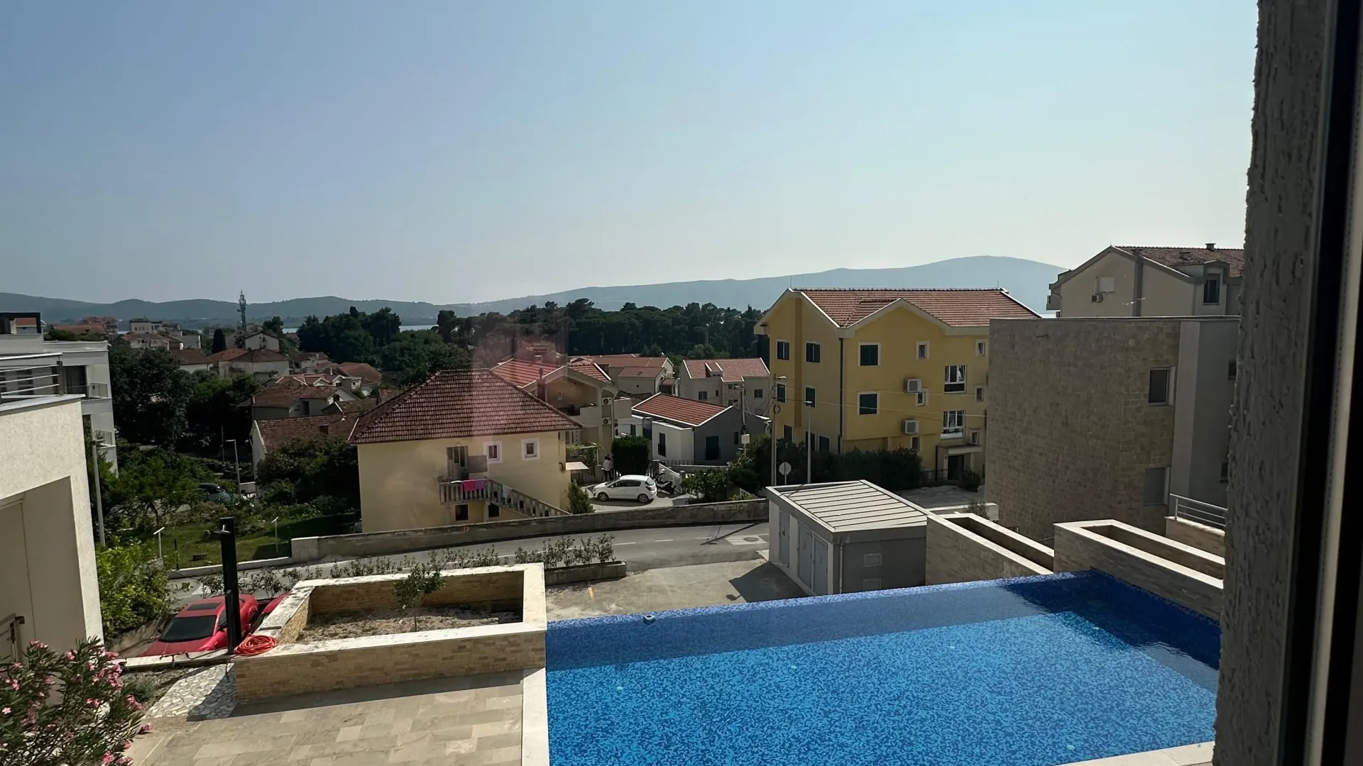 Prodaja, jednosoban stan, 57m², Tivat, Crna Gora