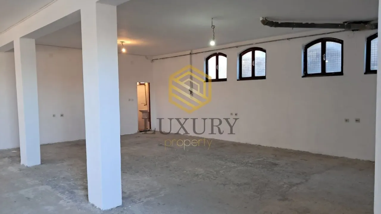 Rent, office space, 110m², Gornja Gorica, Podgorica