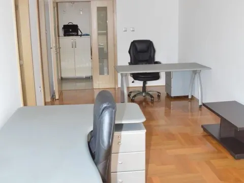 Rent, office space, 52m², Preko Morače, Podgorica - image 5