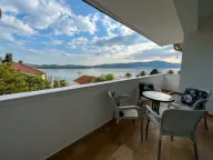 Izdavanje, stan, 50m², Tivat, Crna Gora