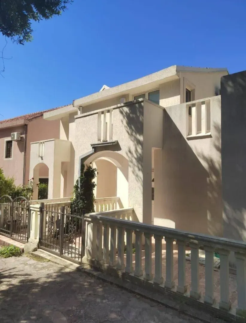 Sale, two bedroom apartment, 71m², Bečići, Budva