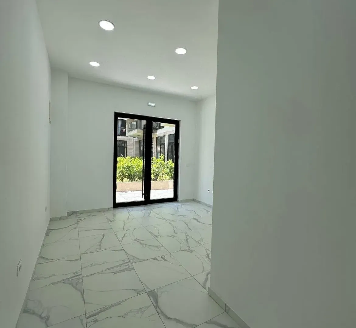 Rent, office space, 50m², Seljanovo, Tivat