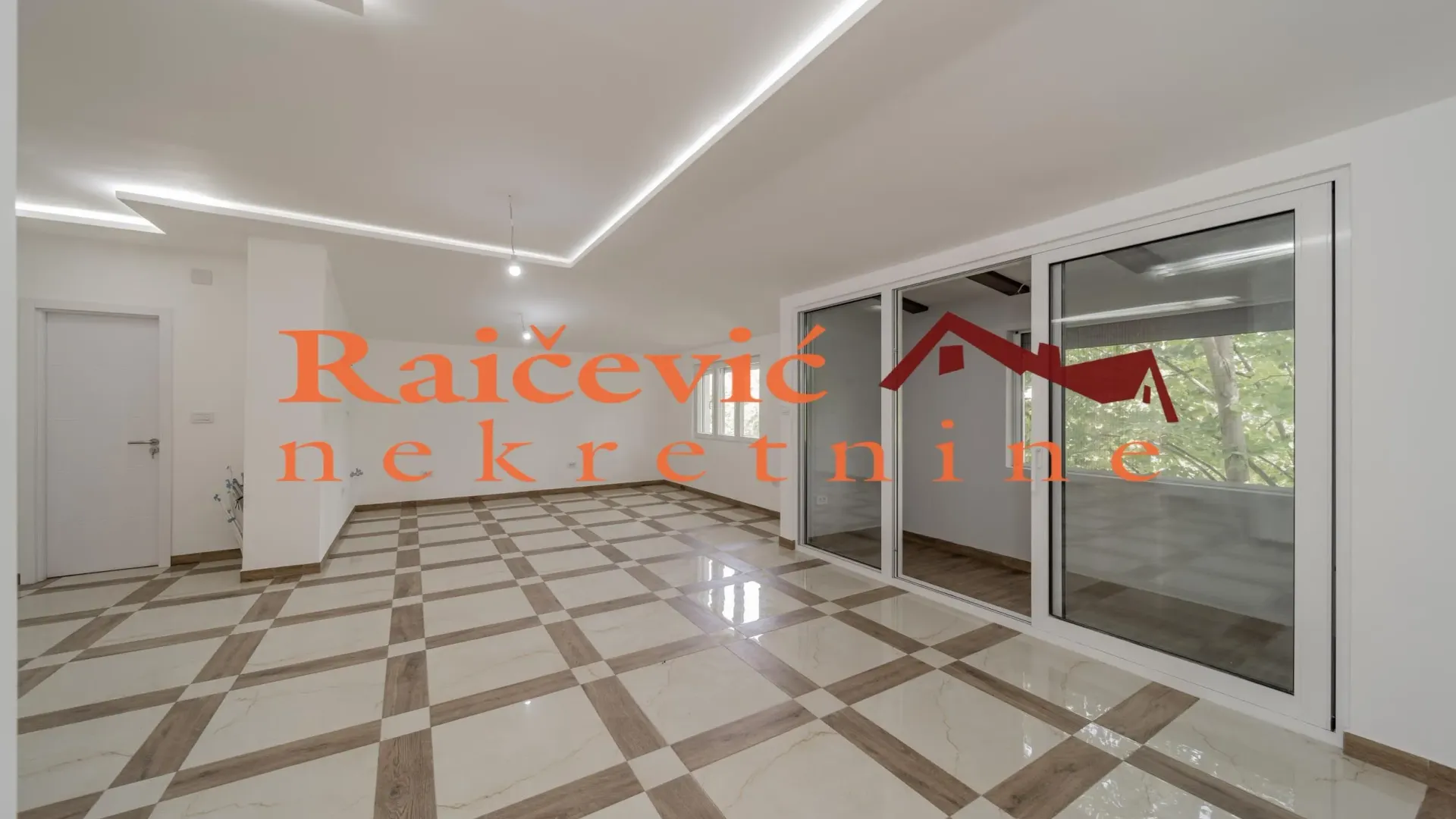 Sale, three bedroom apartment, 83m², Profesorska Kolonija, Palilula Sve Podlokacije