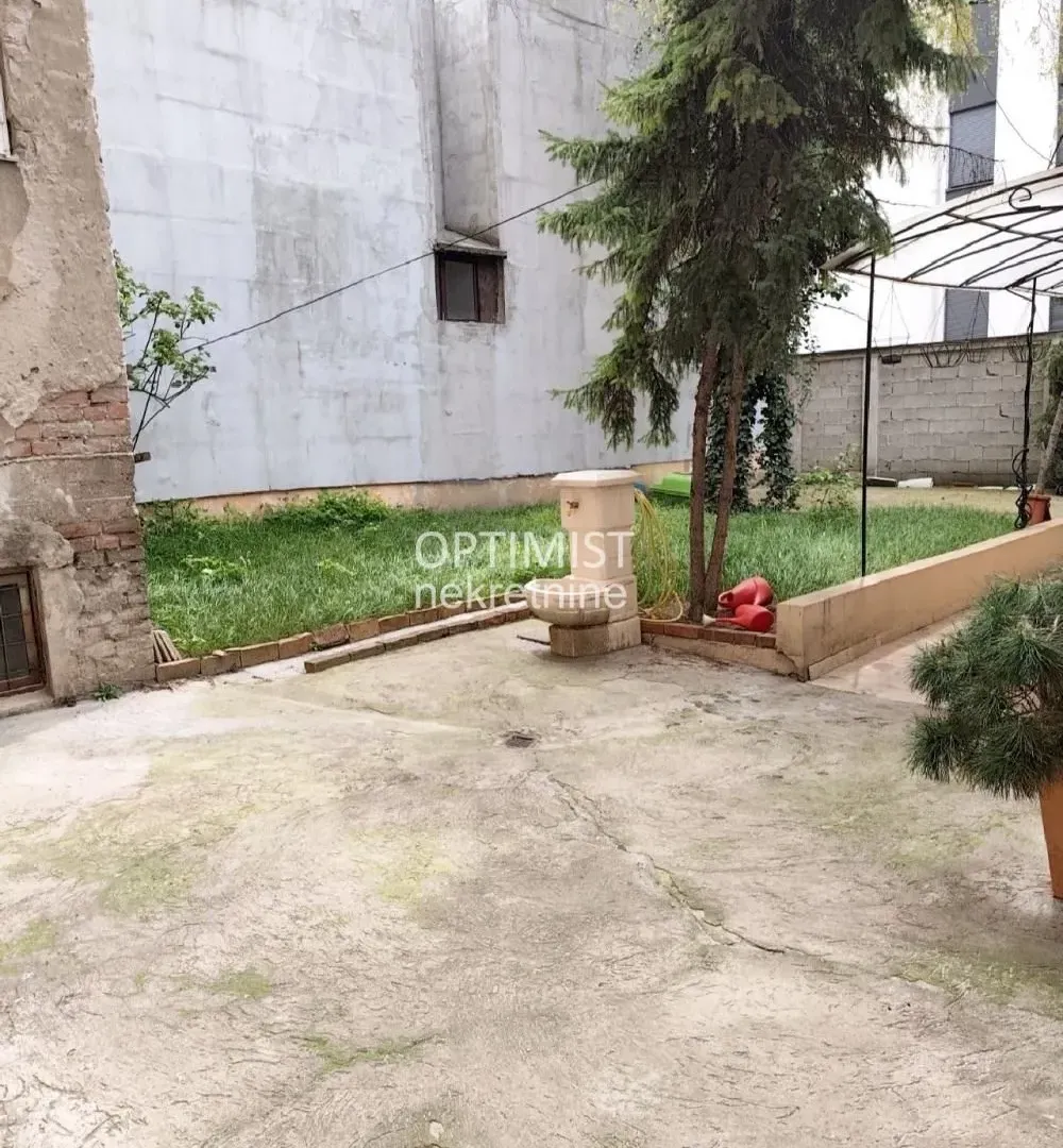 Prodaja, jednosoban stan, 29m², Čubura, Beograd