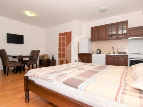 Prodaja, trosoban stan, 94m², 1 maj, Podgorica - image 15