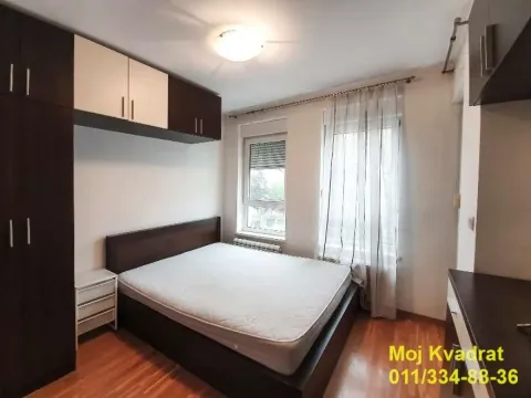 Prodaja, trosoban stan, 57m², Južni Bulevar, Vračar Sve Podlokacije - image 9