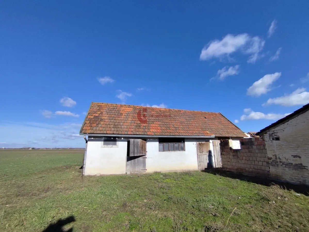Prodaja, kuća, 185m², Šupljak, Subotica