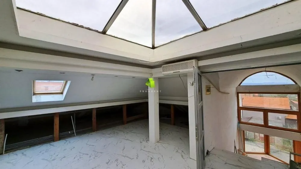Rent, office space, 150m², Bubanj, Niš