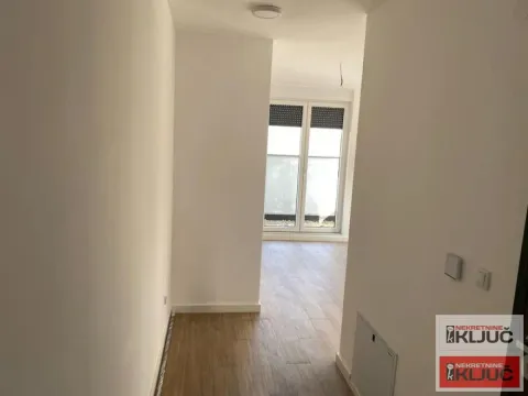 Prodaja, trosoban stan, 55m², Petrovaradin, Novi Sad - image 3