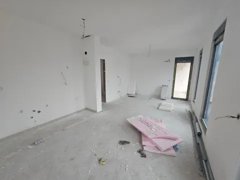 Prodaja, jednosoban stan, 51m², Radanovići, Kotor - image 4