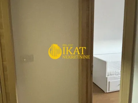 Izdavanje, trosoban stan, 63m², Lion, Zvezdara Sve Podlokacije - image 2