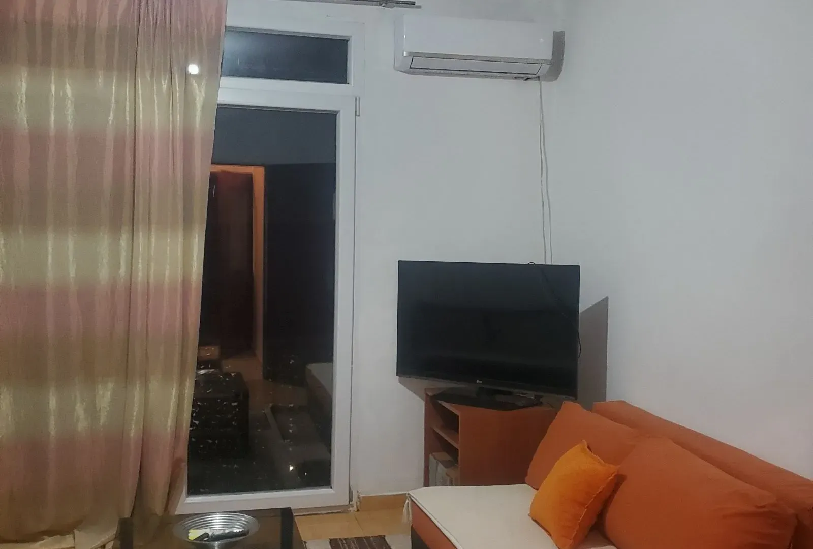 Rent, apartment, 25m², Podgorica, Crna Gora