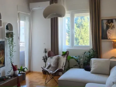 Prodaja, dvosoban stan, 70m², Donja Gorica, Podgorica - image 12