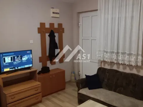 Izdavanje, stan, 23m², Podbara, Novi Sad Sve Podlokacije - image 4