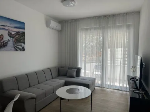Izdavanje, jednosoban stan, 45m², Ulcinj, Crna Gora - image 2