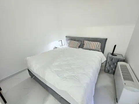 Sale, two bedroom apartment, 166m², Budva, Crna Gora - image 34