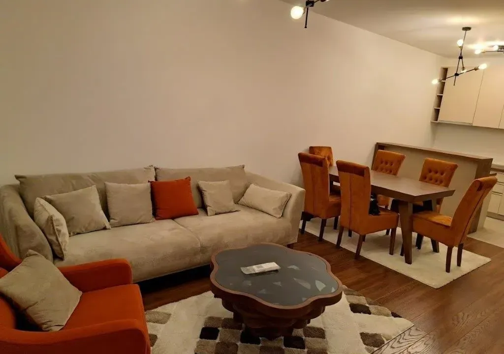 Izdavanje, jednosoban stan, 53m², Master Kvart, Podgorica