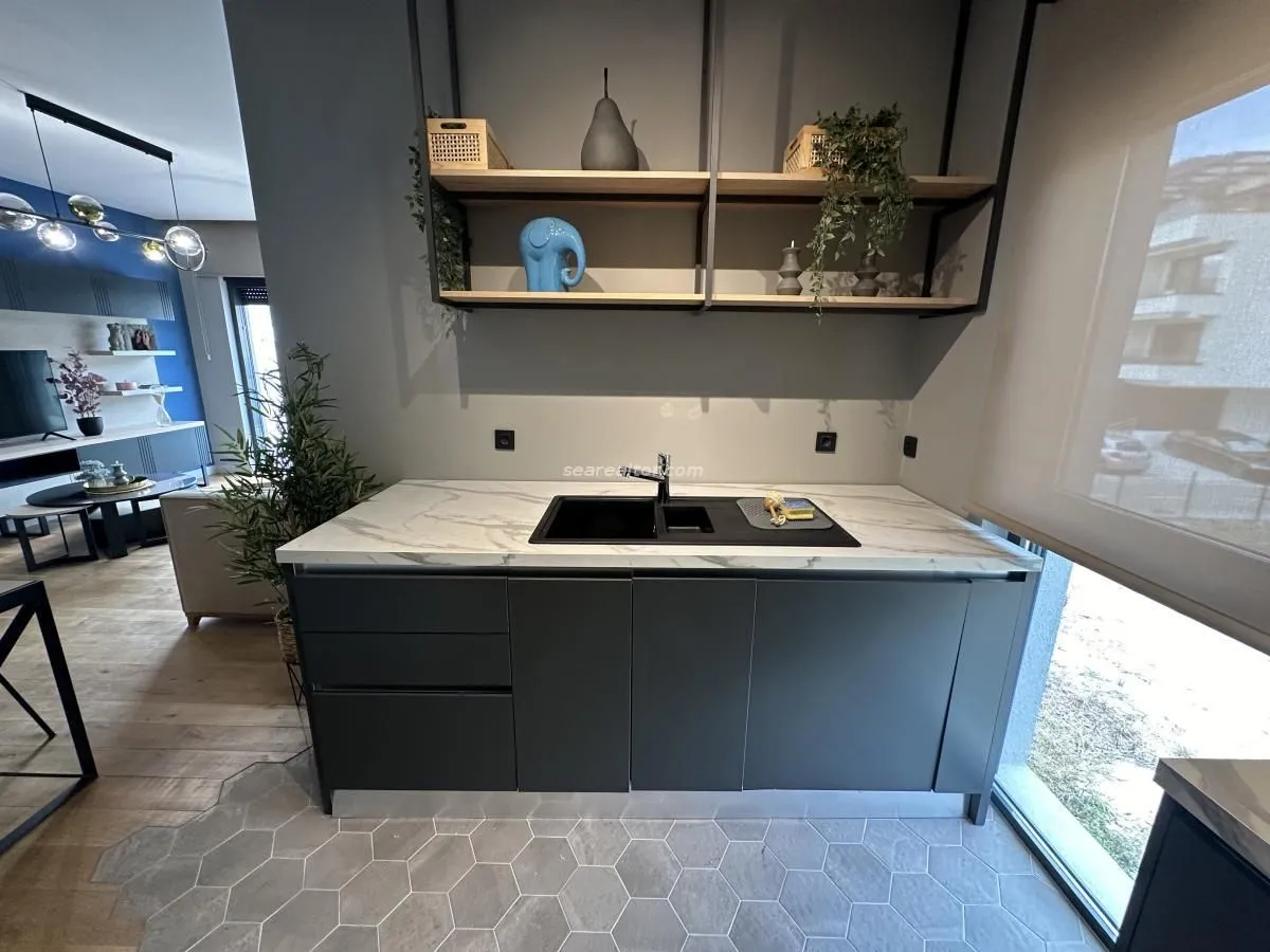 Prodaja, dvosoban stan, 65m², Donja Lastva, Tivat