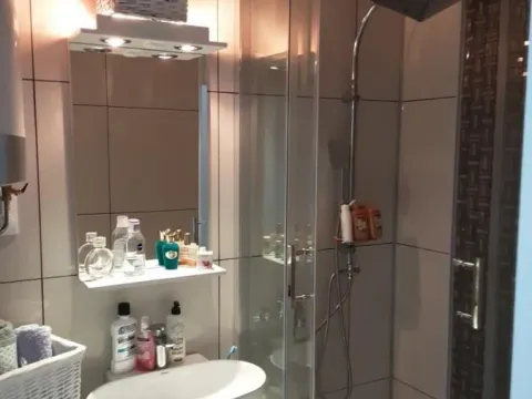 Rent, two bedroom apartment, 55m², Vojvode Vlahovica, Beograd - image 11