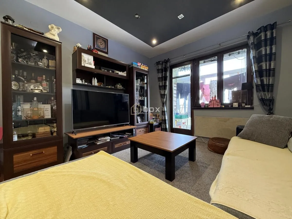 Prodaja, dvosoban stan, 67m², Palilula, Niš