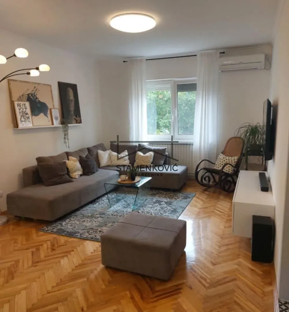 Sale, house, 360m², Veternik, Novi Sad Sve Podlokacije