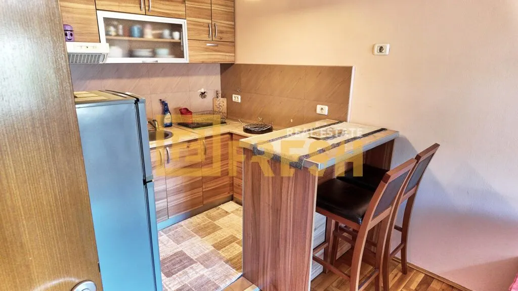 Prodaja, garsonjera, 32m², Centar, Podgorica