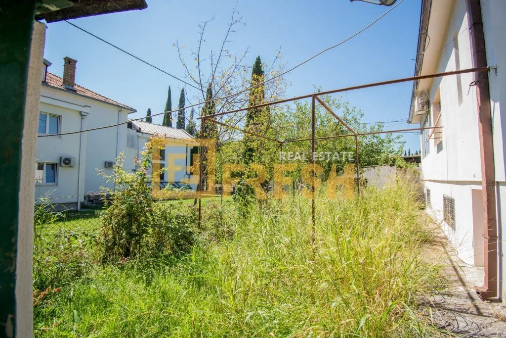 Prodaja, plac, 826m², Gorica C, Podgorica