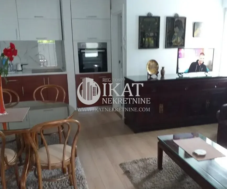 Sale, house, 146m², Srebrno jezero, Veliko Gradište