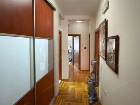 Prodaja, trosoban stan, 109m², Momišići, Podgorica - image 11