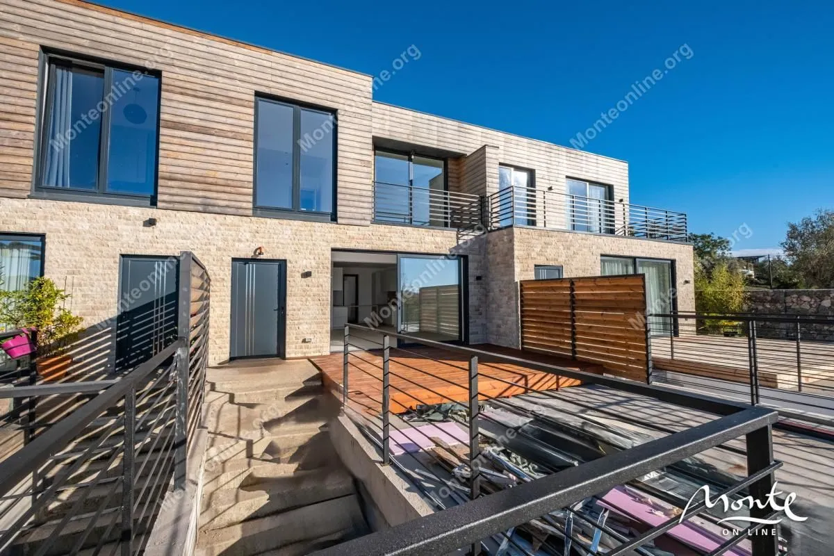 Prodaja, kuća, 130m², Kavač, Kotor