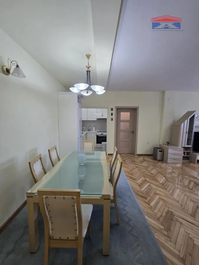 Prodaja, trosoban stan, 80m², Adamovićevo Naselje, Novi Sad Sve Podlokacije