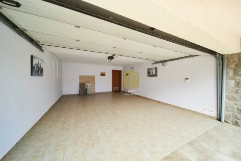 Sale, house, 495m², Budva okolina, Budva - image 10