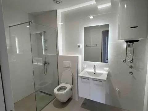 Prodaja, trosoban stan, 104m², Stari Aerodrom, Podgorica - image 3