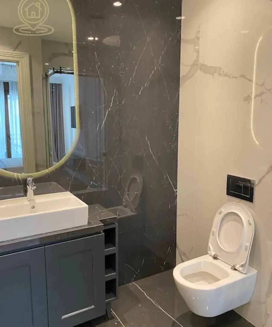 Izdavanje, četvorosoban stan, 170m², Čubura, Beograd