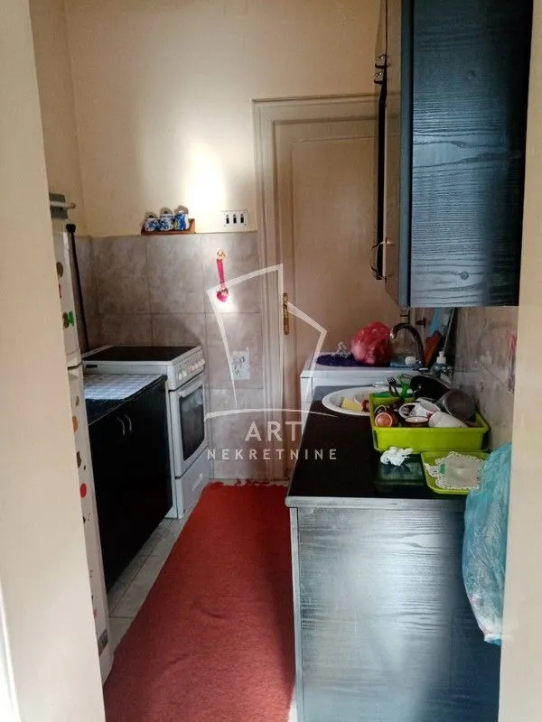 Prodaja, kuća, 91m², Zemun Kalvarija, Zemun Sve Podlokacije